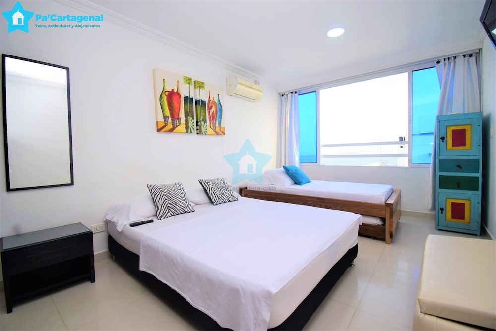 Apartamentos con vista al Mar - Edificio Conquistador view 2