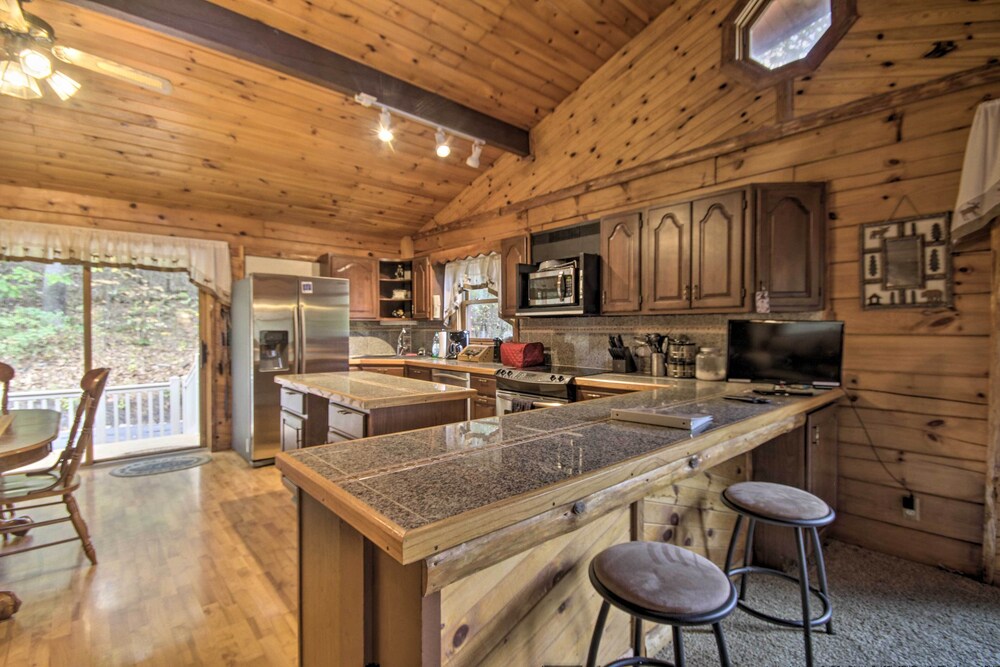 Deck w/ Private Hot Tub: Lakefront Raystown Cabin! view 3
