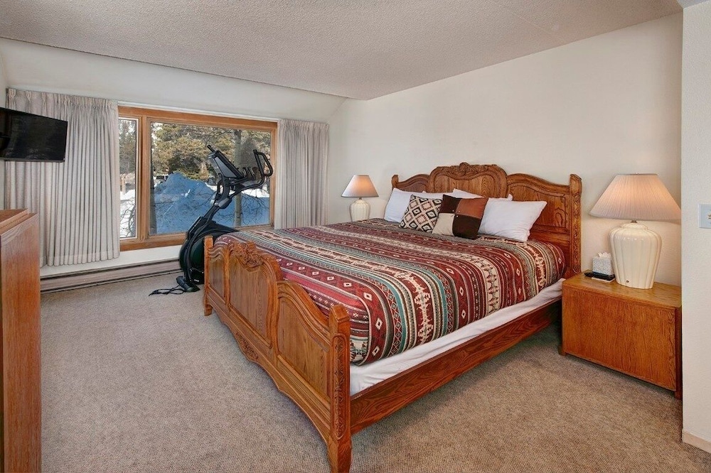 1776 Decatur 4 Bedroom Condo
