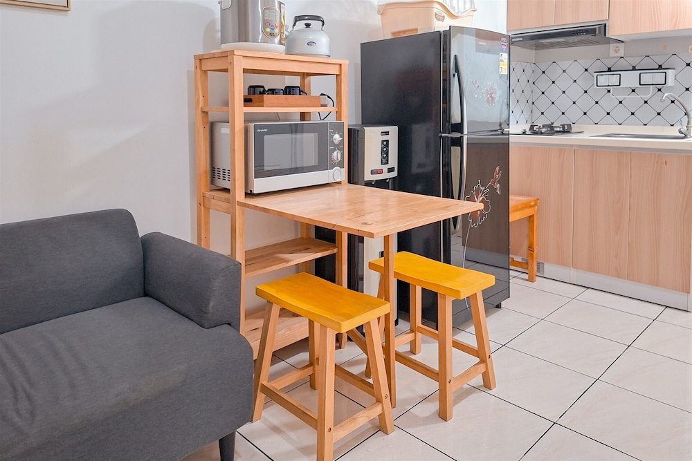 Best Location And Homey 2Br Apartment At M-Town Residence