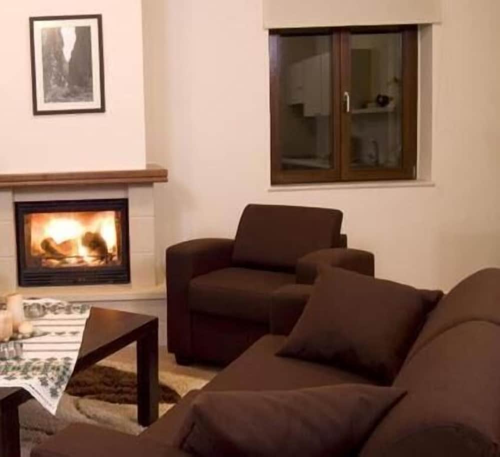 Samaria Village 2 br Your Villas Close to Samaria Gorge Entrance view 4