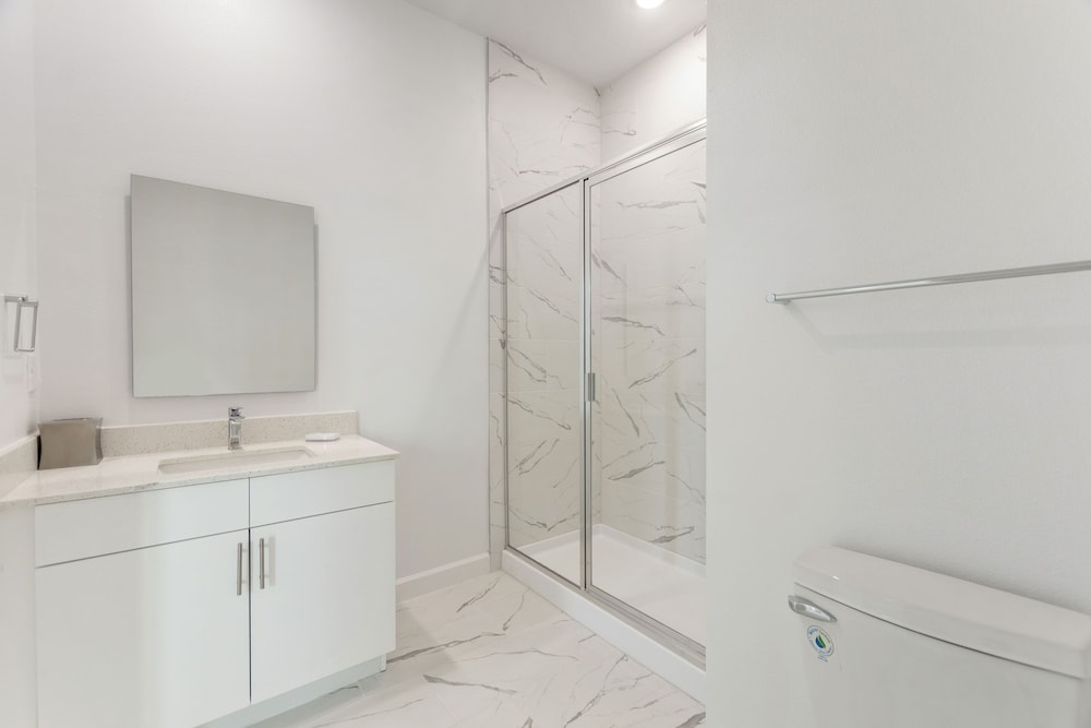 Harmony Haven Boutique Townhome At Azzure Resort Near Disney By Shine Villas 6 Bedroom Townhouse
