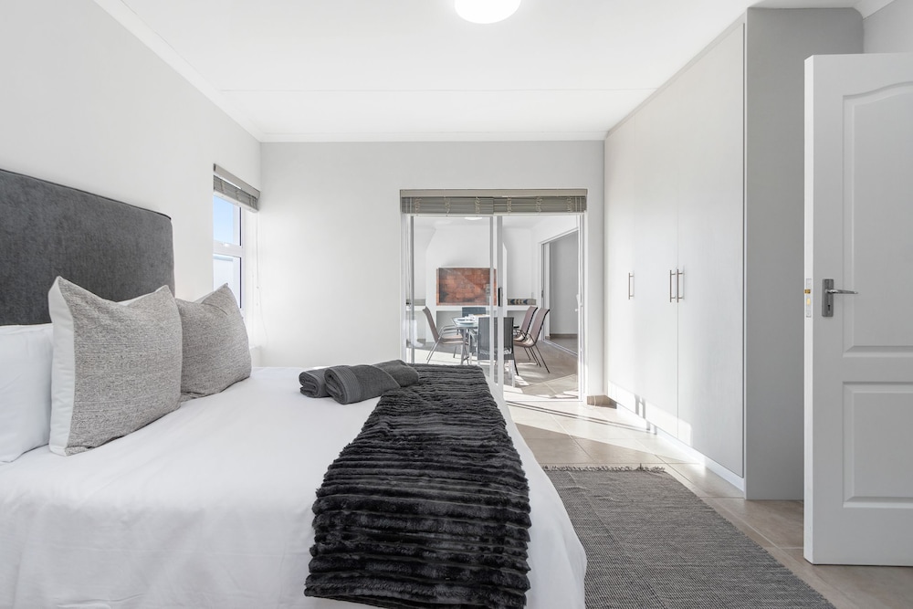 Lampiesbaai Beach House