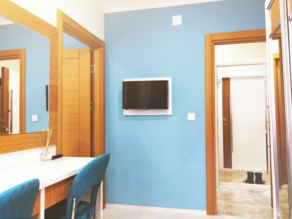 Can Residence