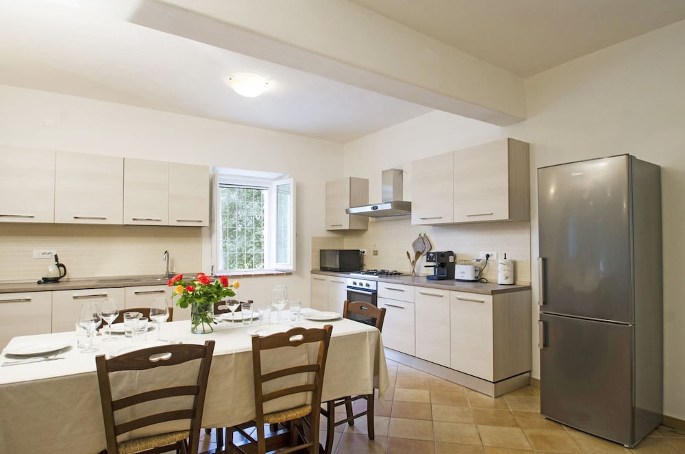 Villa Febea - Casa Delle Farfalle 6 Posti Letto-casa Delle Farfalle 6 Posti Letto