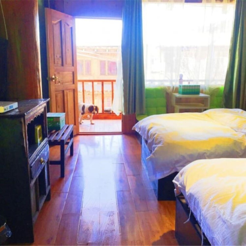 Happy Times Theme Inn view 4