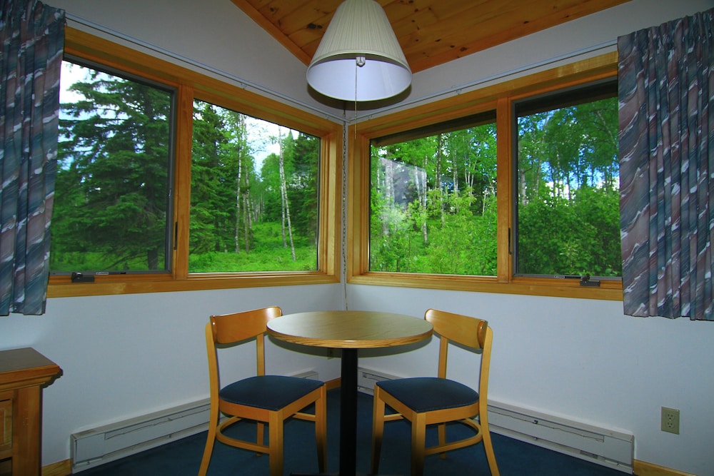 Superior Ridge Resort Motel