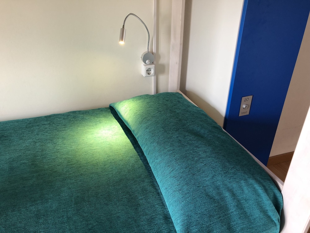 Hostel Menorca - Albergue Juvenil photo 2