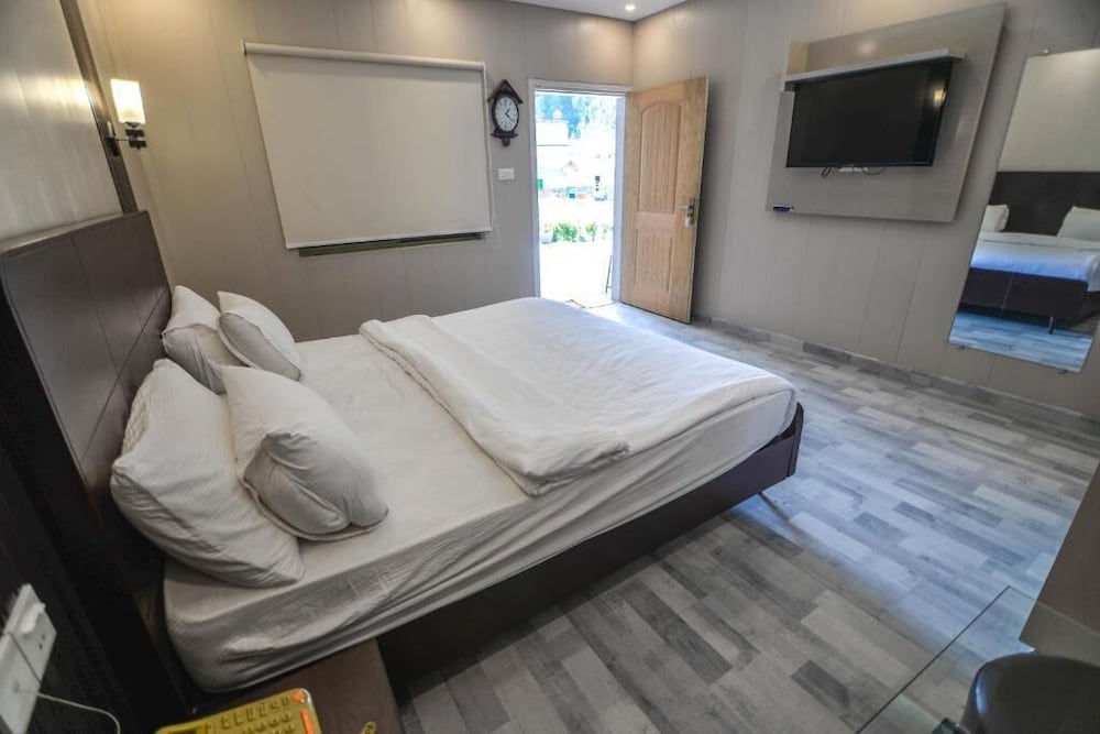 D-Cozy Resort