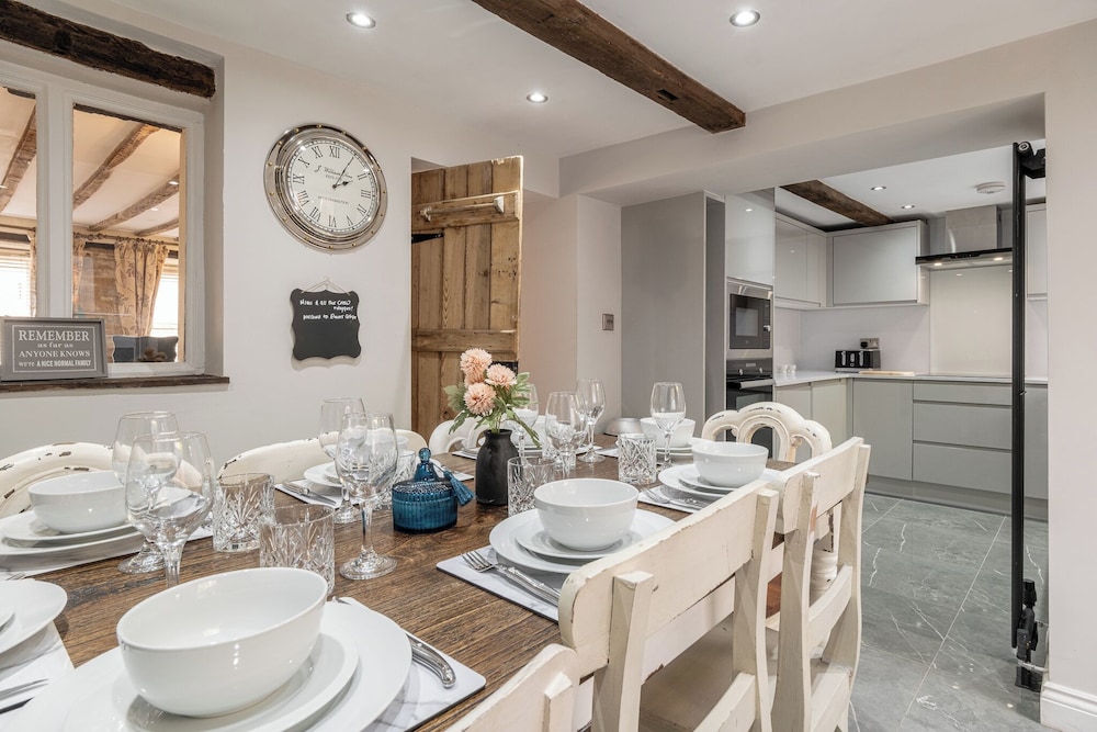 Eilmers Cottage Lovely 4BD in Malmesbury