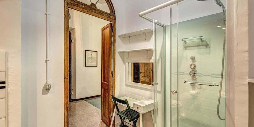 Campo de Fiori 3 bedroom apartment
