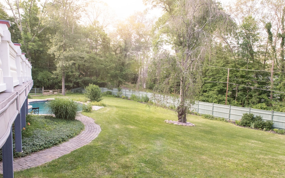 The Bevin House Bed & Breakfast