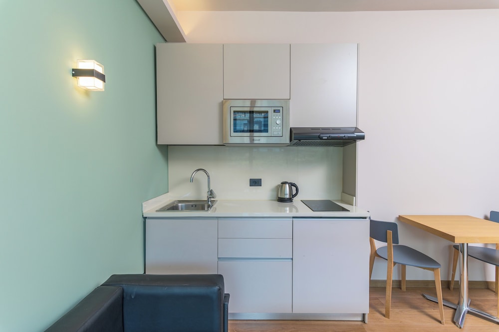 Jounieh Living - Residences by Local Host