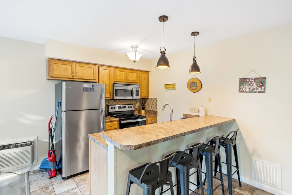 Home w/ Deck, Grill, W & D: Close to Resort & fun