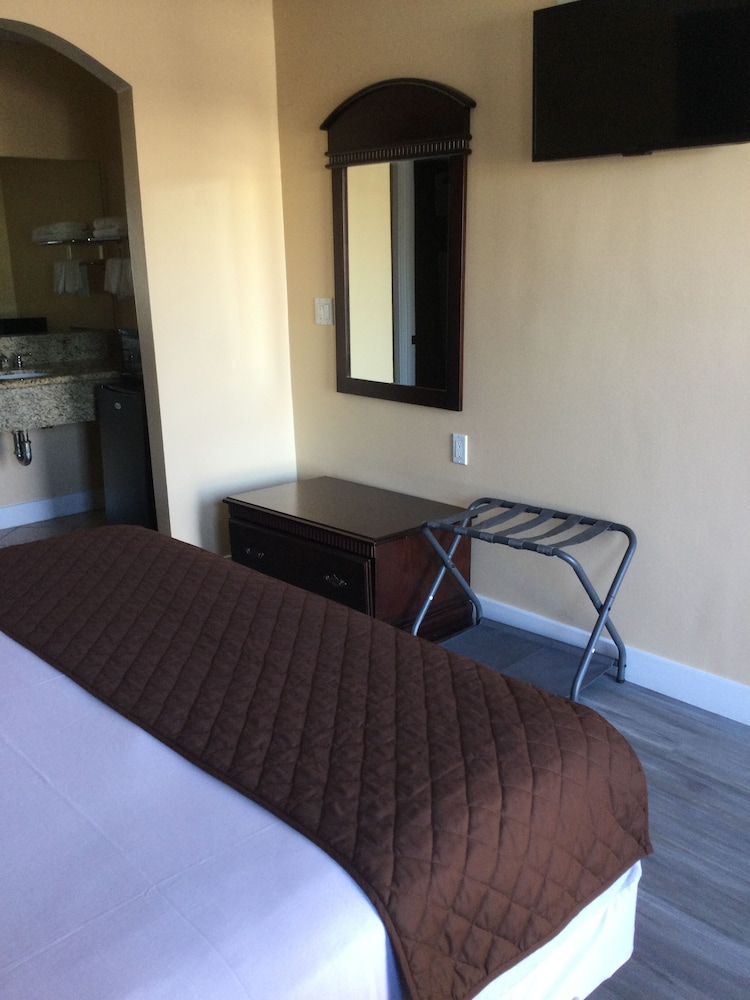 Carlton Motor lodge