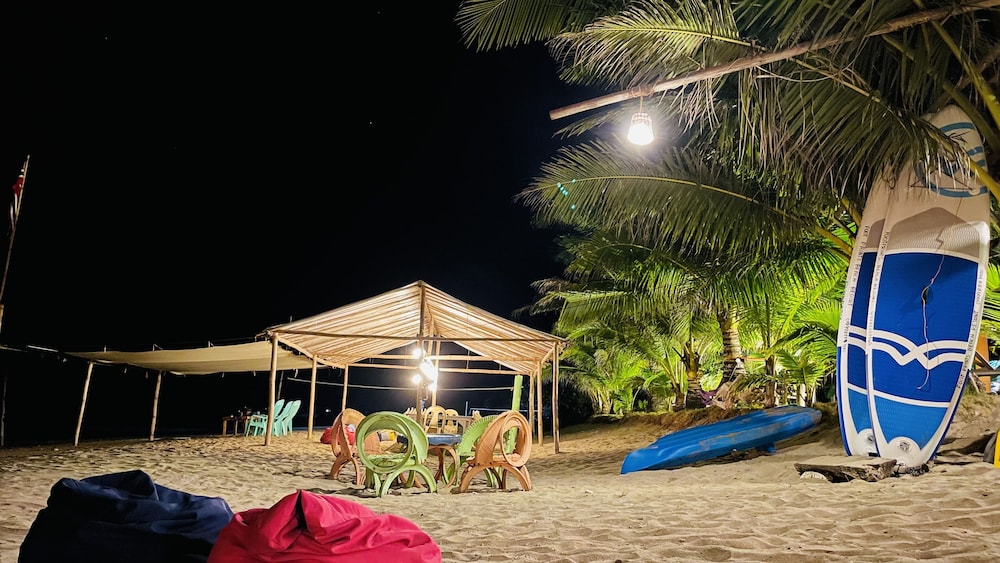 Footprints Beach Resort 122