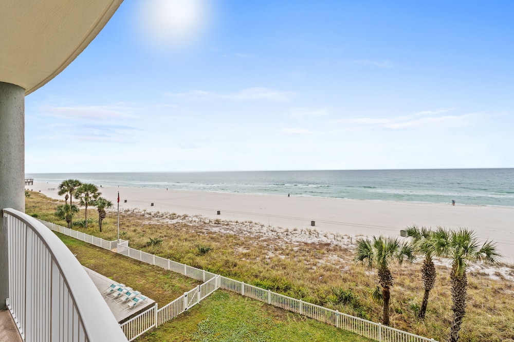Long Beach by Book That Condo
