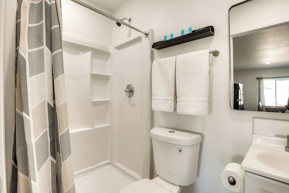 Phoenix Casita 11 Mi to Dtwn, Baseball & More