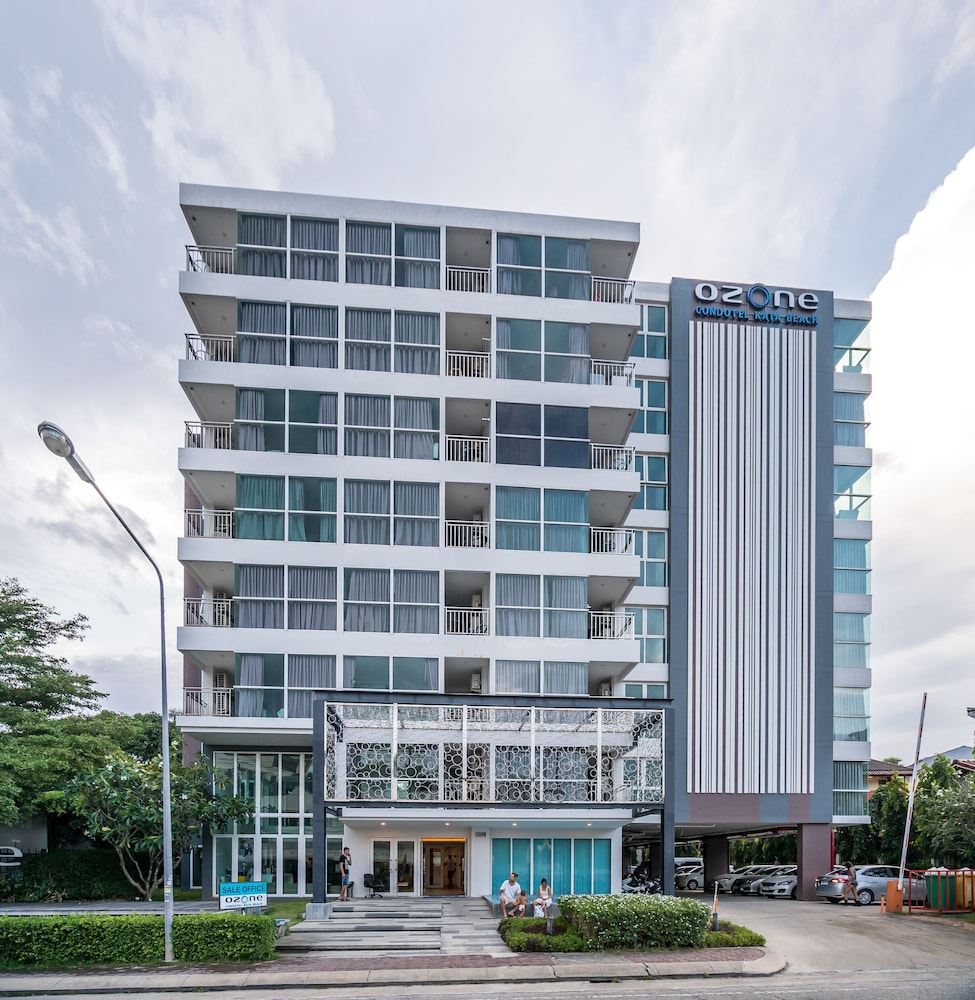 Ozone Condo by Lofty view 5
