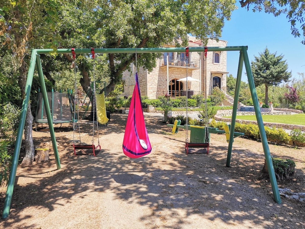 Photo 18
