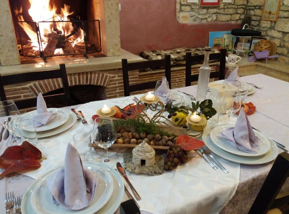 Authentic Istrian Rooms for Unforgettable Stays