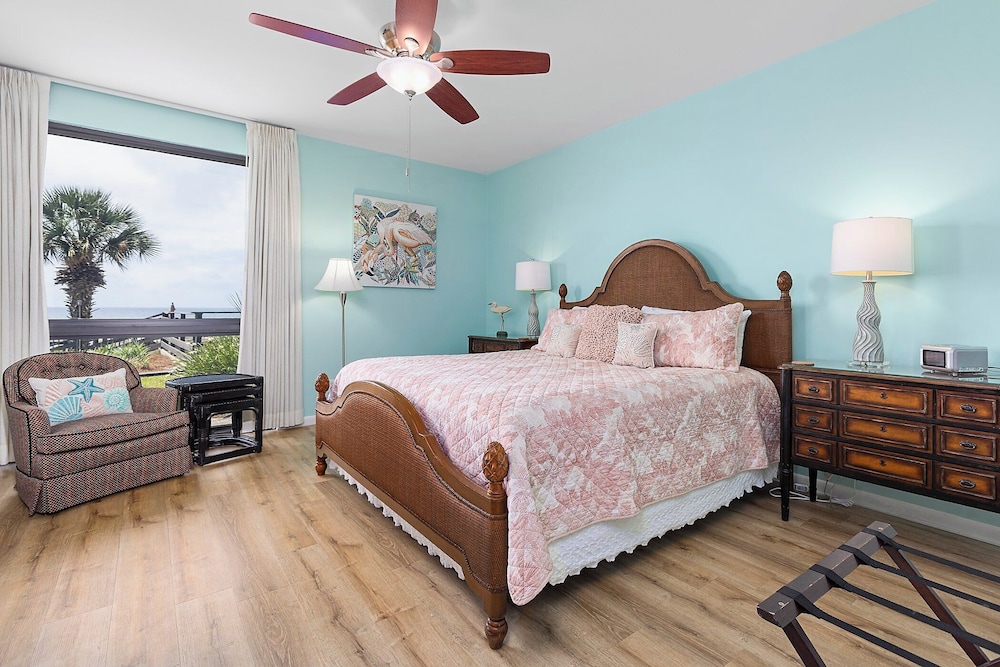 Romar House by Southern Vacation Rentals