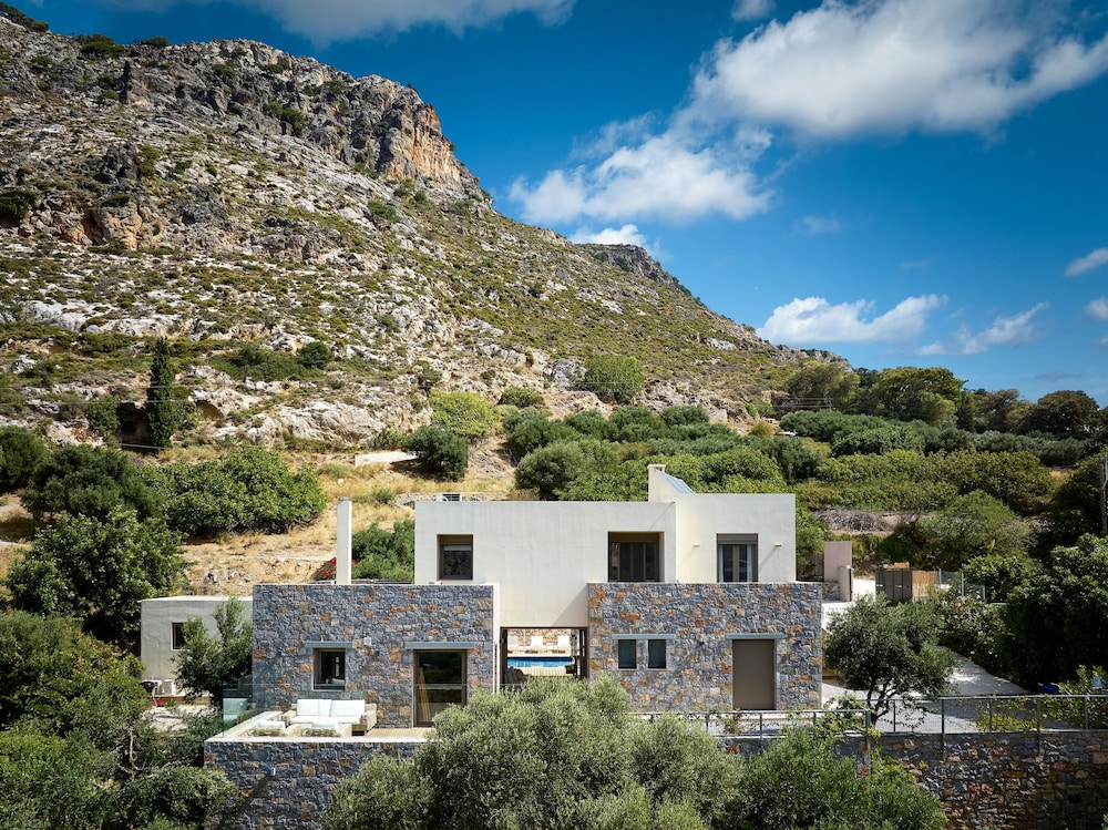 Villa Adagio view 4