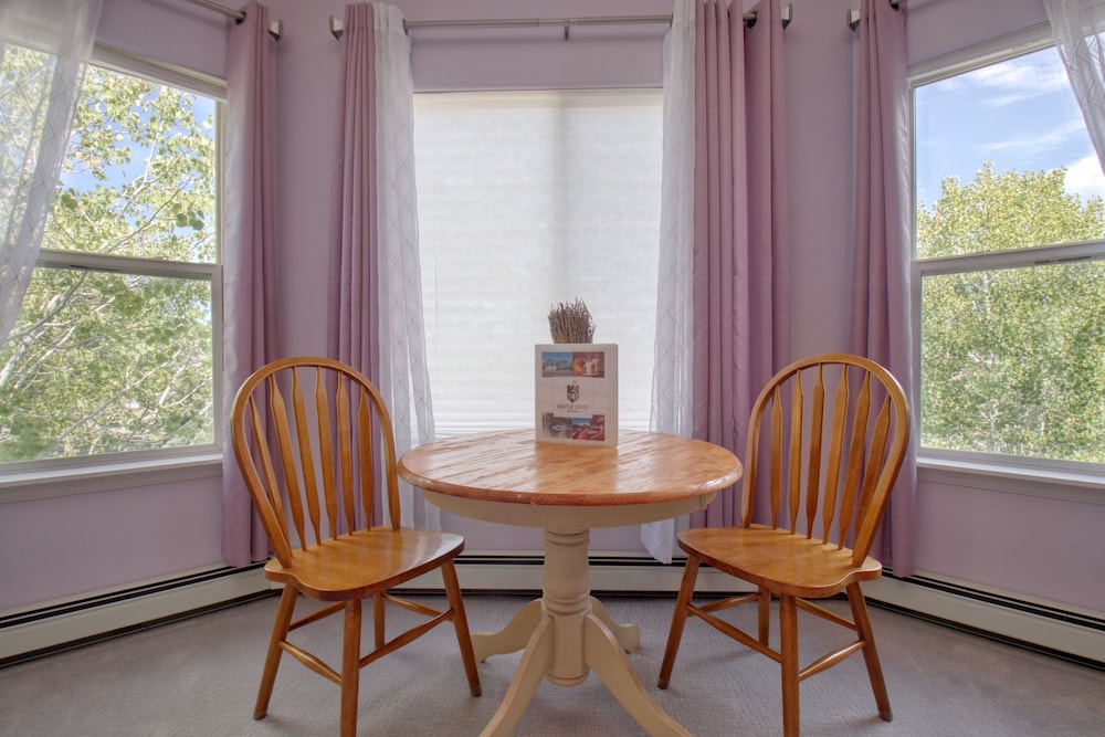Castle Creek B&B