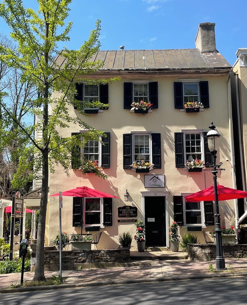 Hotel Bed & Breakfast: Hargrave House B & B