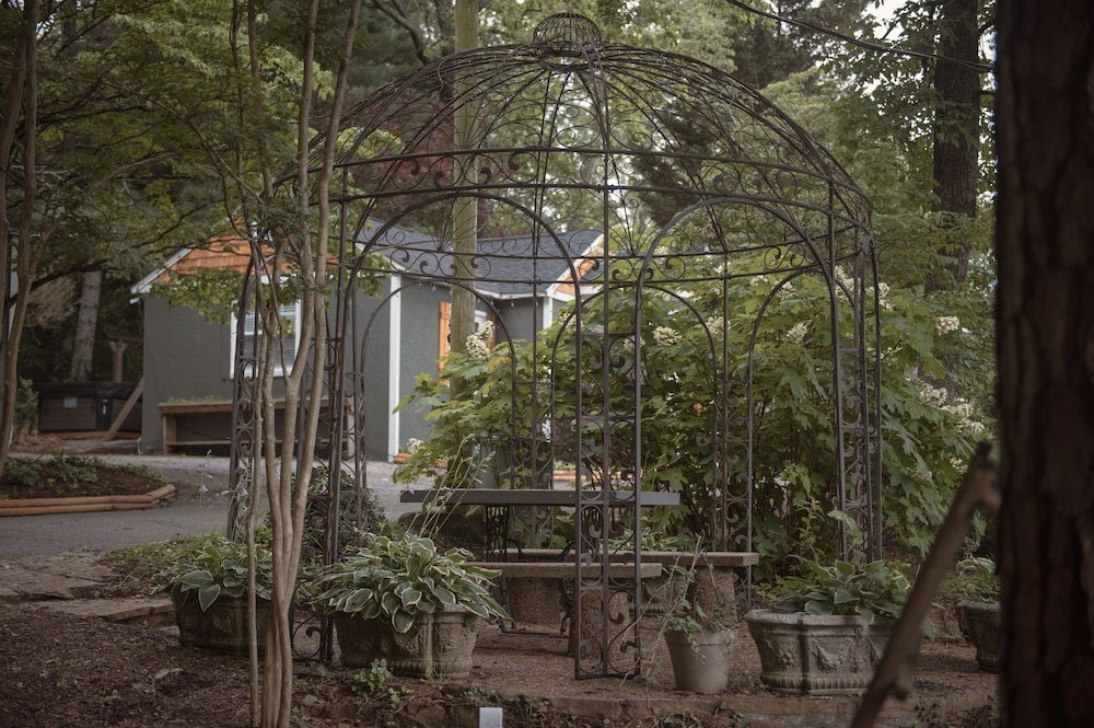 Lookout Mountain Inn