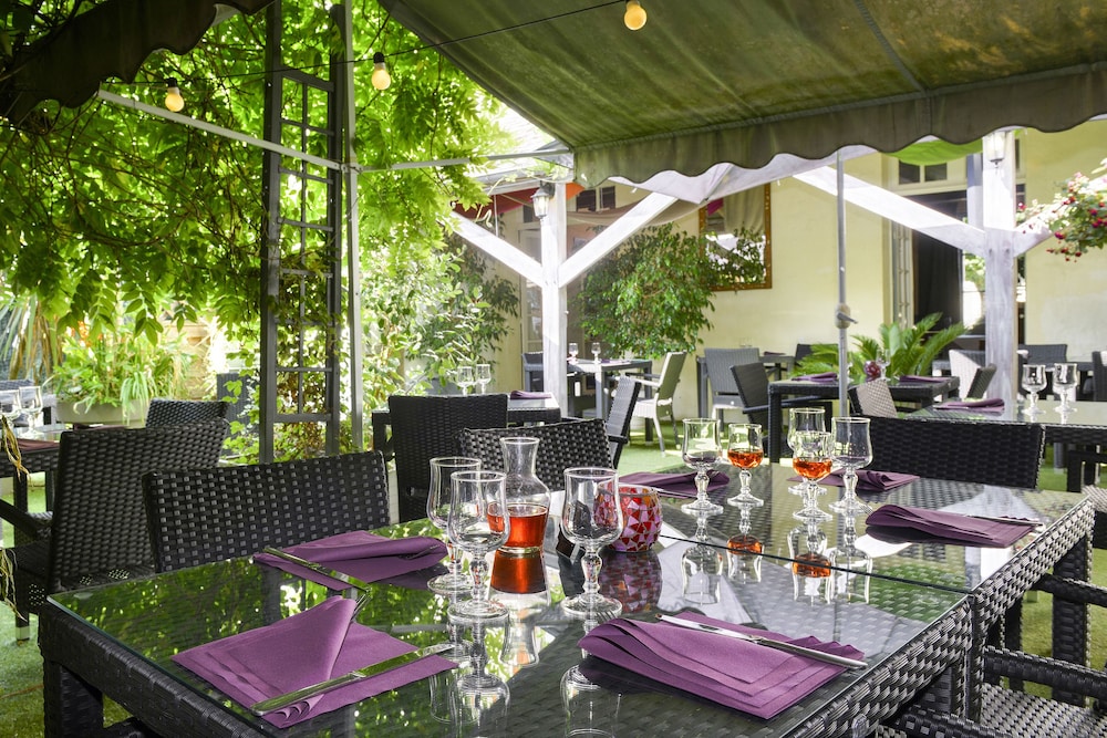 Auberge Savoie‑Villars