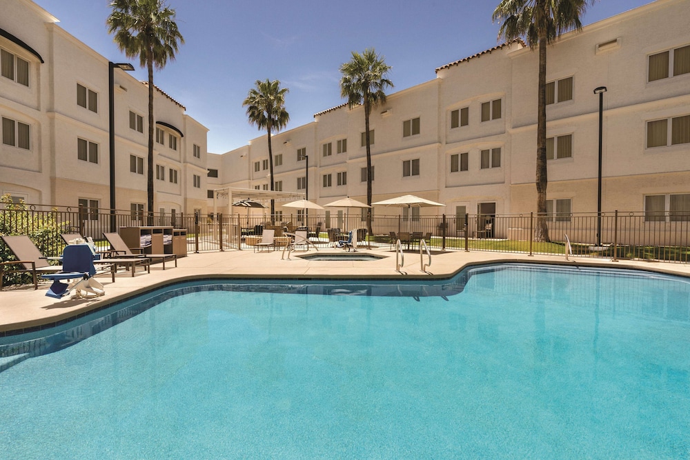 Hotel Homewood Suites by Hilton Tucson/St. Philip's Plaza Univ - Image 1