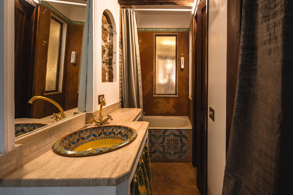 Navona Deluxe Jolie