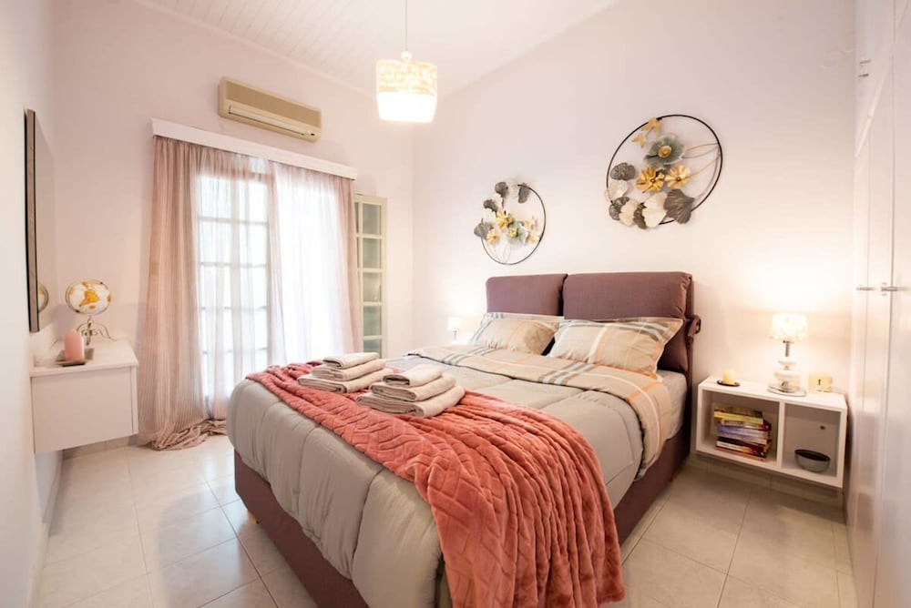 Dolce Favola Nomad Casa - Kalamata s City Getaway