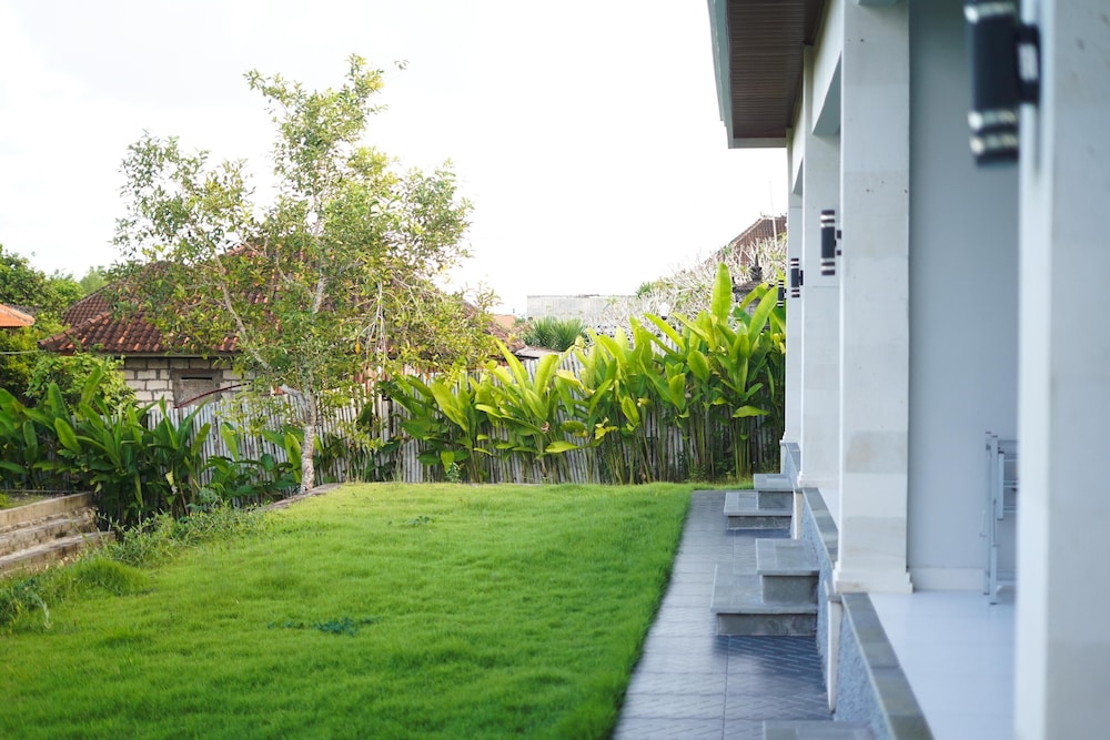 Octa House