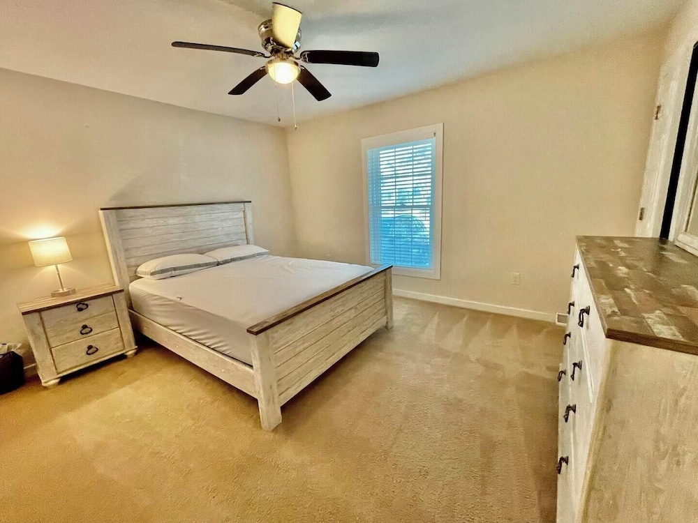 Lake Avenue 45