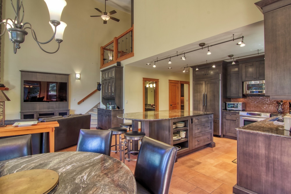 Fairmont Creek Property Rentals Marble Canyon