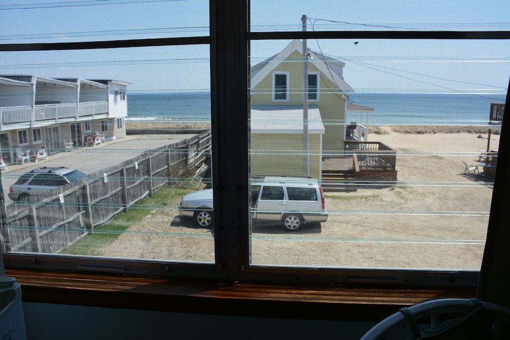 Echo Motel & Oceanfront Properties