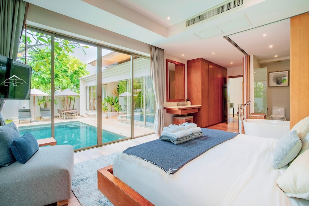 Trichada Stylish Private Pool Villa 3, Bang Tao