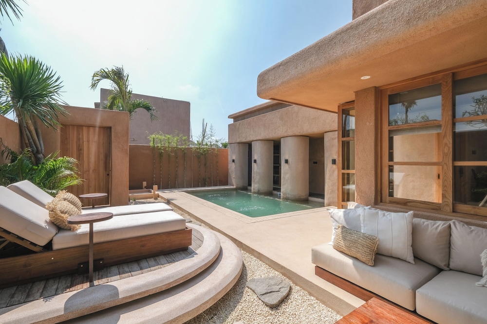 Villa Miyah at Bocoa Villas