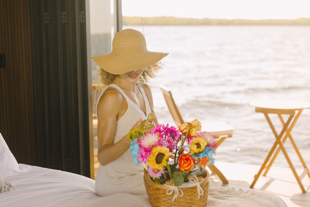 Premium Floating Bungalow by Stay Ombi