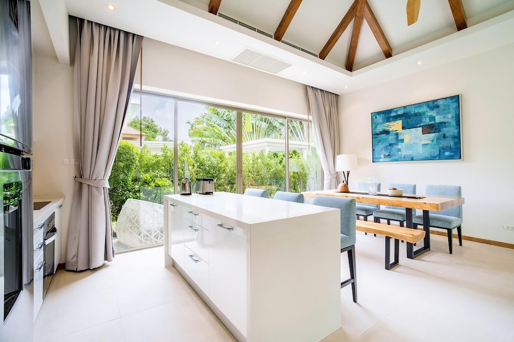 Trichada Stylish Private Pool Villa 3, Bang Tao