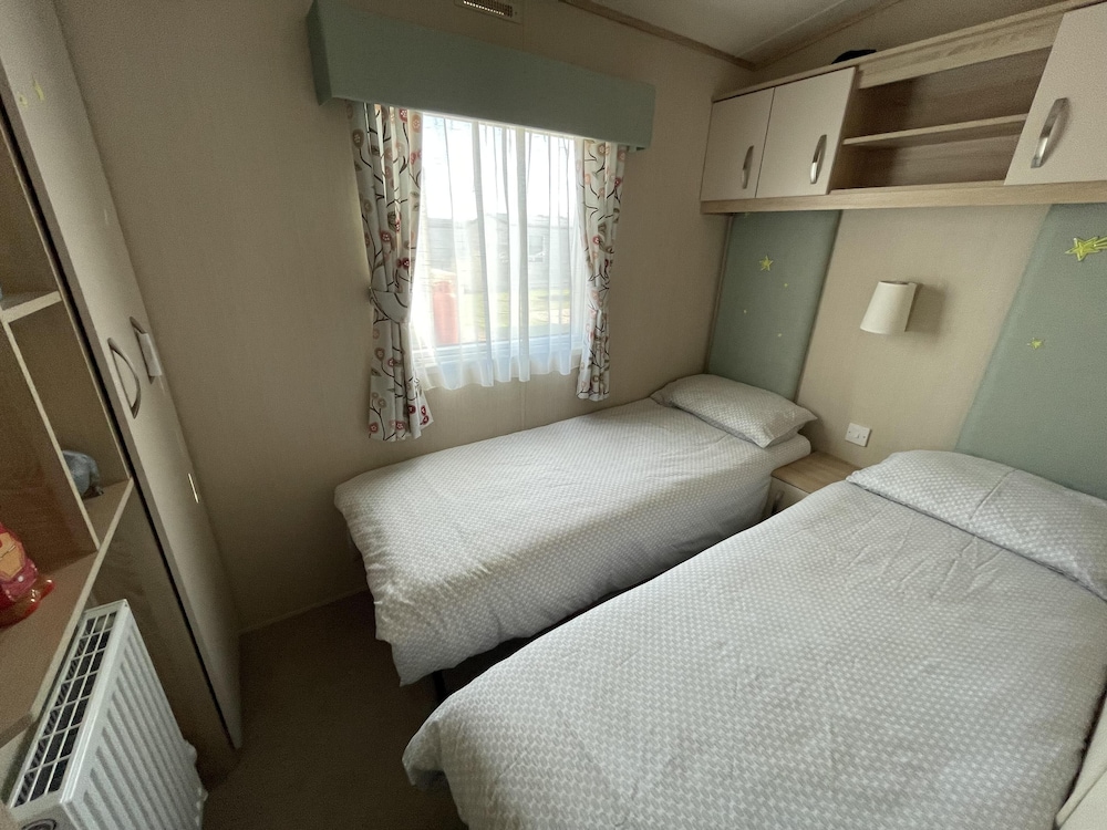 Laineys Haven Caravan at Silversands view 3