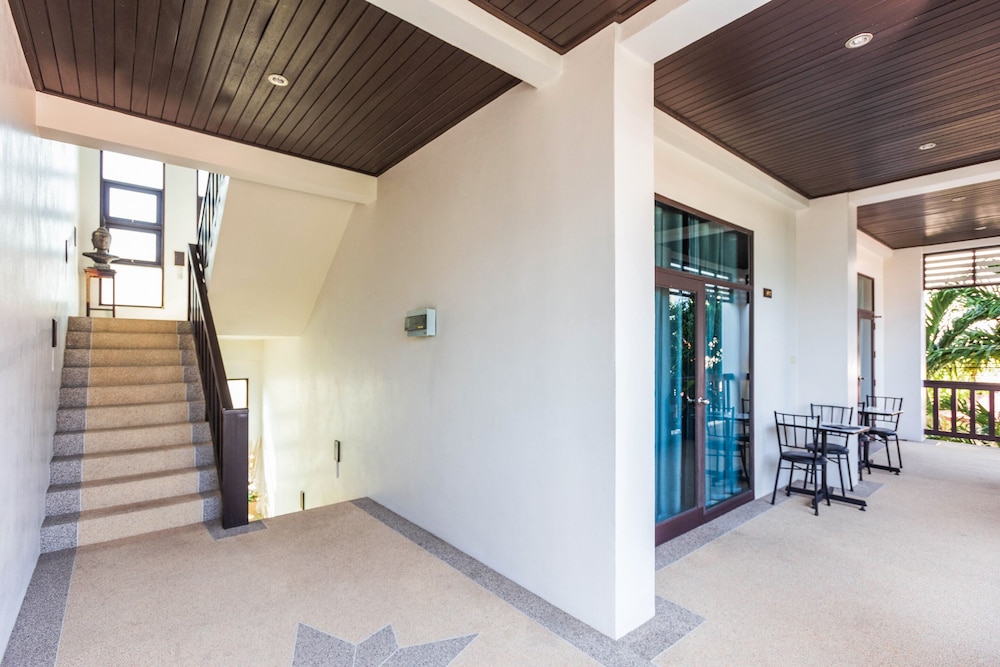 Phuket Monaburi Boutique Hotel
