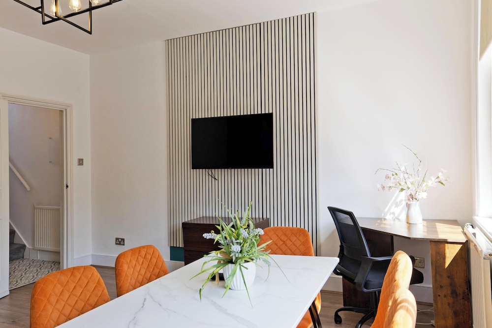 Imperial Horseferry Road Apartment