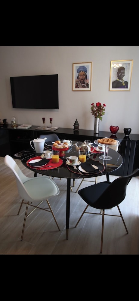 Calefati Gallery Luxury Apartment