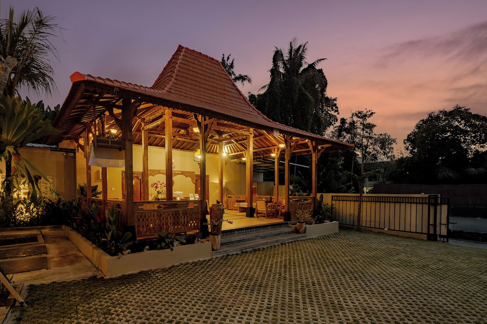 Changi Jungle Ubud Villas