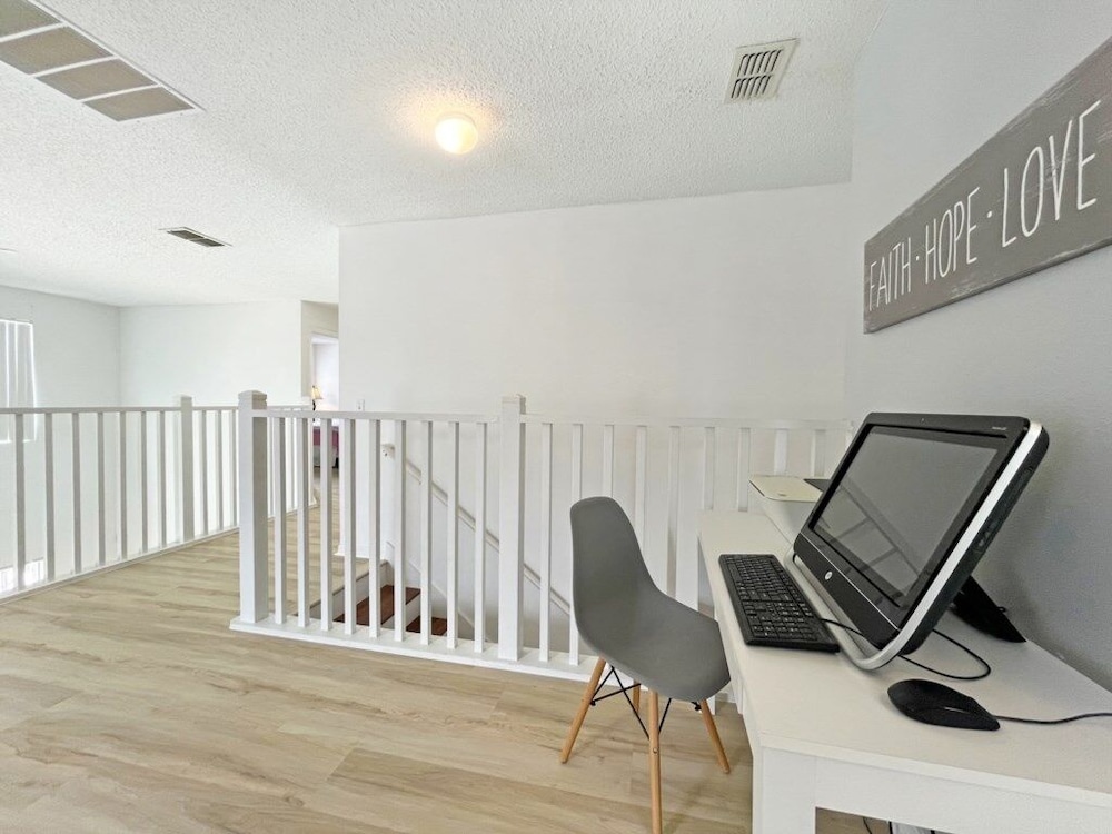 Endless Summer 6 Bedroom Home