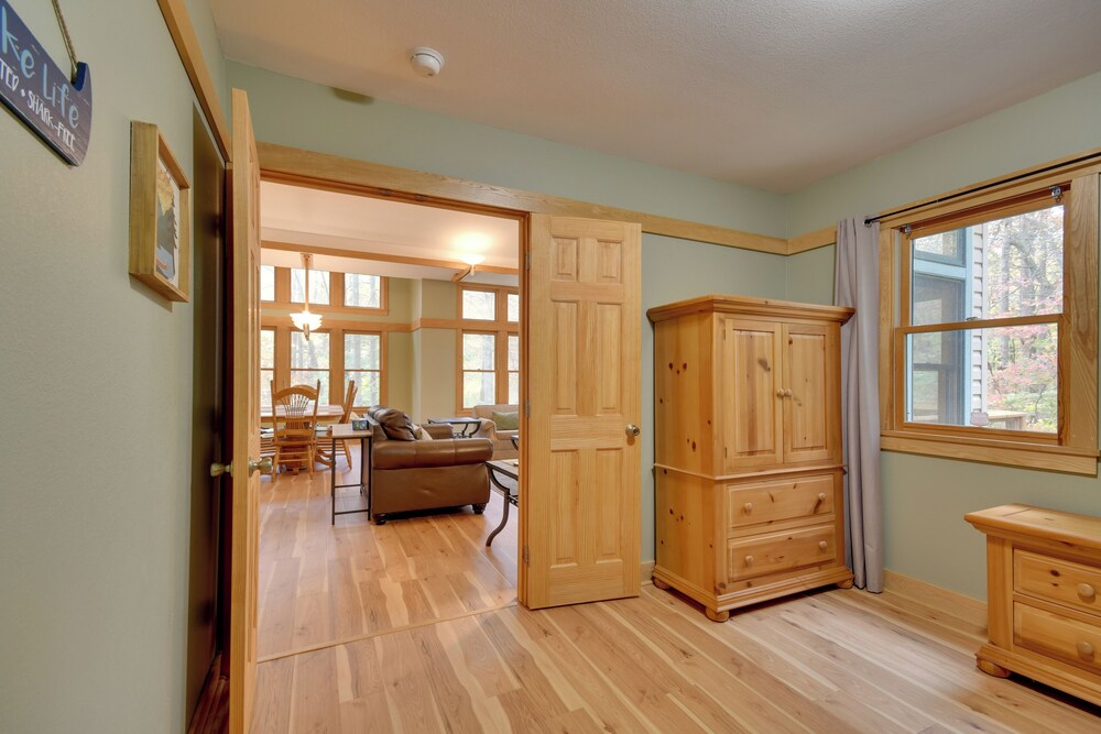 Home w/ Game Room & Rumbling Bald Resort Perks!
