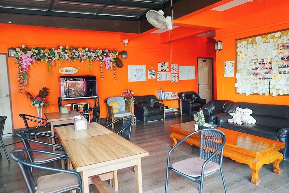 Chat House Chiang Rai